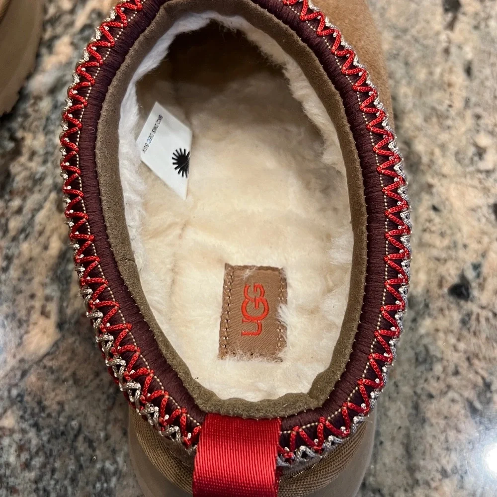 UGG WOMEN TAZZ CHESTNUT SHEARLING SUEDE PLATFORM SHOES US 8